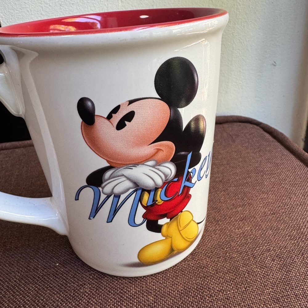 Mickey mug - Picture 3 of 4